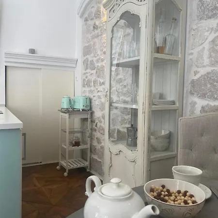 Elephant In My * Dubrovnik