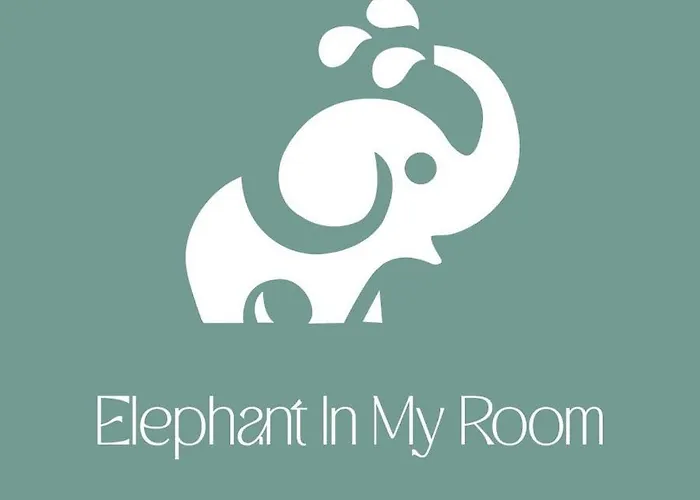 アパート Elephant In My *