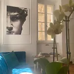 Elephant In My 아파트