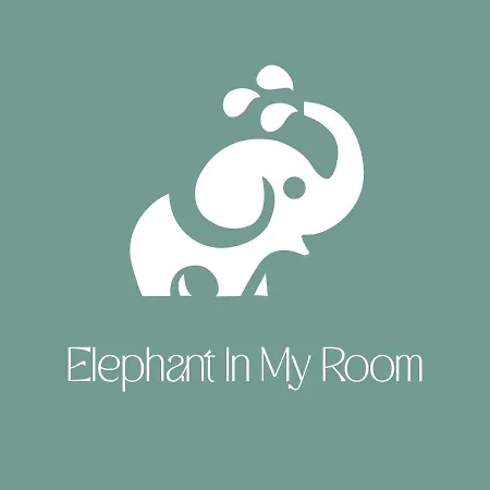 アパート Elephant In My *